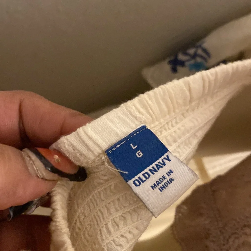 Old Navy Large top - Picture 5 of 8